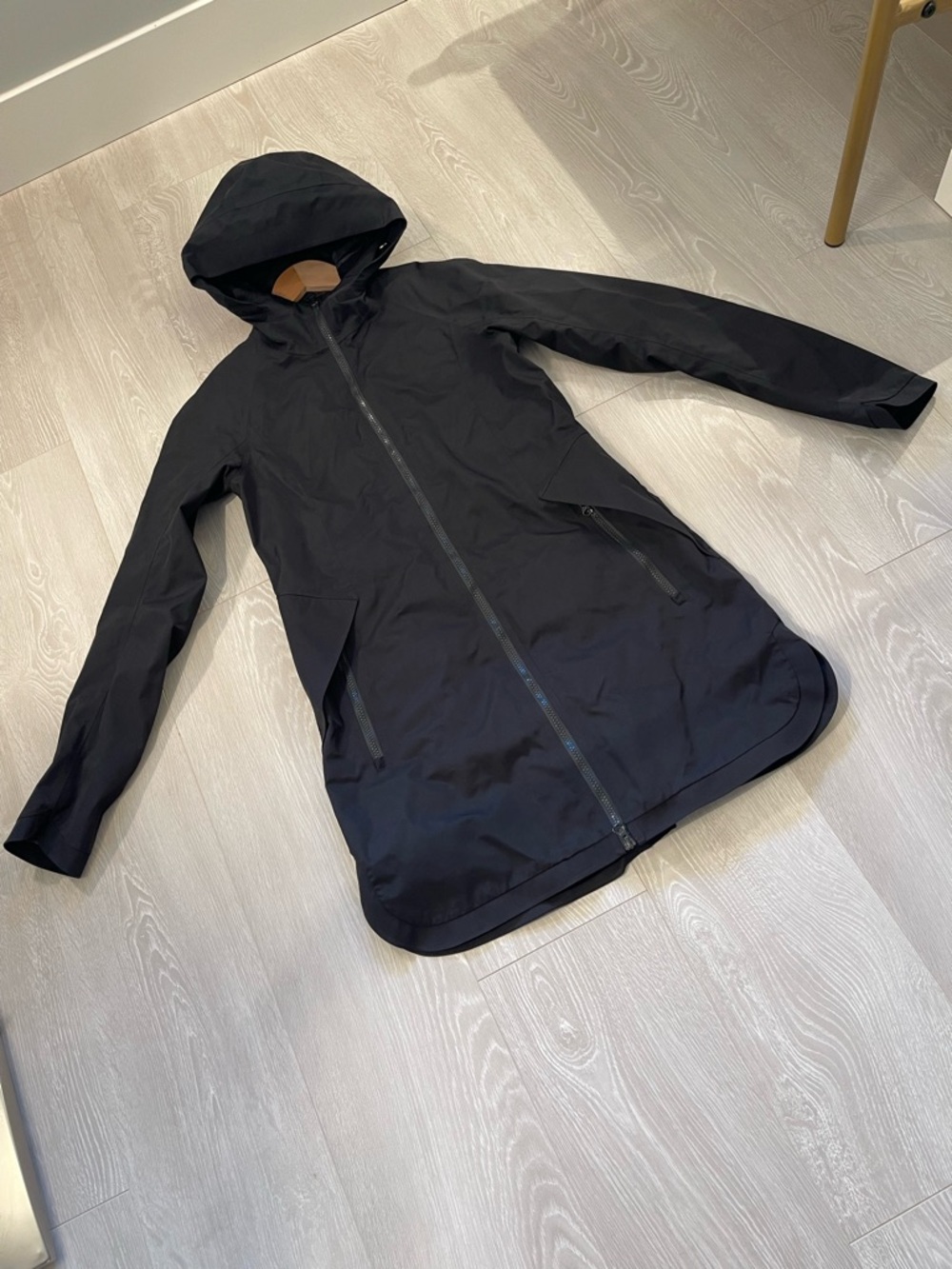 Lululemon Definitely Raining Jacket
Black size 6 - Picture 11 of 16